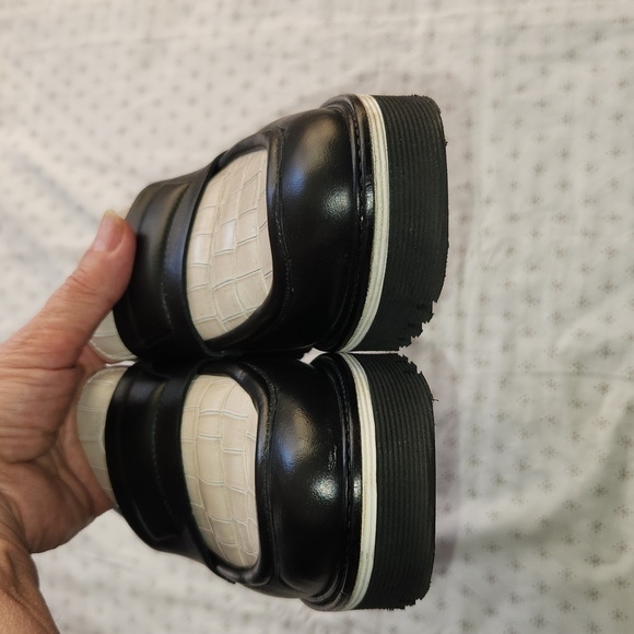 M.Gemi ELSA black/off-white croc embossed loafers sz 38/7.5 - Picture 3 of 13